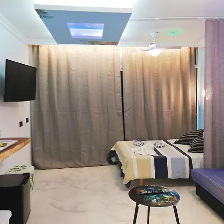 Apartamento Muy Moderno Con Vistas Apartamento *